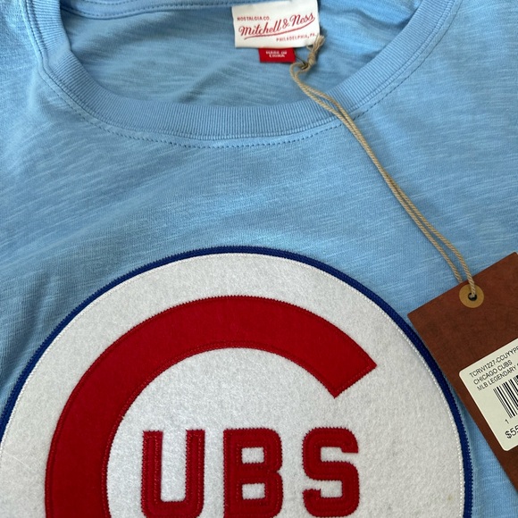 Mitchell & Ness new with tags, Chicago Cubs long sleeve T-shirt. - Picture 2 of 7